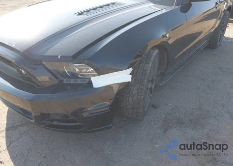 2014 Ford Mustang V6 from USA, damaged, VIN 1ZVBP8AM3E5271212